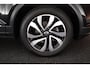 Volkswagen T-Roc 1.0 TSI 110pk Style Business Trekhaak Stoelverwarming Navigatie