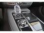 Volvo V60 T6 Recharge AWD Plus Dark - Panorama/schuifdak - IntelliSafe Assist & Surround - 360º Camera - Harman/Kardon audio - Verwarmde voorstoelen, stuur & achterbank - Parkeersensoren voor & achter - Elektr. bedienb. voorstoelen met geheugen - Head up display - Extra getint glas - 19' LMV