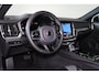 Volvo V60 T6 Recharge AWD Plus Dark - Panorama/schuifdak - IntelliSafe Assist & Surround - 360º Camera - Harman/Kardon audio - Verwarmde voorstoelen, stuur & achterbank - Parkeersensoren voor & achter - Elektr. bedienb. voorstoelen met geheugen - Head up display - Extra getint glas - 19' LMV