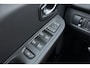 Renault Clio 1.2 TCe Intens 120 Pk | GT-Line Pakket | Stoelverwarming | Keyless Entry & Start | Navigatie | Cruise Control