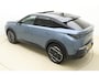 Peugeot E-3008 GT Long Range 97 kWh 230 Pk | OP VOORRAAD | UNIEK | WLTP 680 Actieradius | Trekhaak | Panoramisch Schuif/Kantel Dak | Alcantara Executive Interior