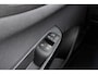 Opel Corsa 1.0 Turbo Innovation 90 Pk | Lage Km-Stand | Stoel & Stuur Verwarming | Parkeersensoren Achter | Airco | Cruise Control