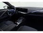 Opel Astra 1.2 Turbo 145pk Hybrid Automaat GS | Panoramadak | Adapt. Cruise control | Apple Carplay/Android Auto | 360 Camera | Stoel- en stuurverwarming | Zwart dak