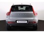Volvo XC40 B4 Plus Dark - IntelliSafe Assist & Surround - Harman/Kardon audio - Parkeercamera achter - Verwarmde voorstoelen & stuur - Parkeersensoren voor & achter - Elektr. bedienb. voorstoelen met geheugen links - Draadloze tel. lader - Extra getint glas - Inklapbare trekhaak - 18' LMV