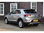 Volkswagen T-Roc Wij zijn op afspraak geopend! Graag bellen voor uw komst.