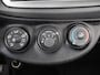 Toyota Yaris 1.0 VVT-i Now | Trekhaak | Dealer onderhouden | Airco | Radio-CD/MP3 speler |