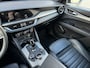 Alfa Romeo Stelvio 2.0 T 280pk AWD Dealer Ondh|2300kg Trekgewicht|Camera|ACC|Nieuwstaat