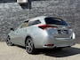 Toyota Auris Touring Sports 1.2T Dynamic S+ Camera|Navi|PCS|Stoelverwarming|Cruise|Lane Assist|Trekhaak Mogelijk !!
