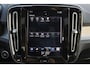 Volvo XC40 T3 Momentum Pro - Parkeercamera achter - Parkeersensoren voor & achter - Volvo On Call - Navigatie - Cruise control - 18' LMV