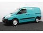 Peugeot Expert 227 2.0 HDI L1H1 Navteq 2/ Dealer onderhouden!/ Dubbele Schuifdeur/ Trekhaak/ Airco/ Cruise/ Bluetooth/ Elek. pakket/ AUX & USB/ Armsteun/ PDC/ Extra getint glas.