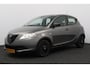 Lancia Ypsilon 0.9 TwinAir Elefantino Plus/ DEALER ONDERHOUDEN!/ Airco/ C.V. Afstand/ Elek. pakket/ Isofix/ Radio-CD AUX & USB/ Multi. LEDER. Stuur/ Getint glas/ Metallic lak.