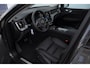 Volvo XC60 T6 350PK Automaat AWD Plus Dark Trekhaak / Adaptieve cruise control / BLIS / Panoramadak / Parkeersensoren voor - en achter / parkeercamera / Elektrische stoelen / stoel - en stuurverwarming /