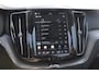 Volvo XC60 T6 350PK Automaat AWD Plus Dark Trekhaak / Adaptieve cruise control / BLIS / Panoramadak / Parkeersensoren voor - en achter / parkeercamera / Elektrische stoelen / stoel - en stuurverwarming /