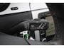 Volkswagen Passat Variant 1.8 TFSI Highline/ 16'' LMV/ Elek. Schuif-Kantel Dak/ LEER/ Stoelverw./ DYNAUDIO!/ RNS-510/ Groot Navi/ Clima/ Cruise/ Elek. pakket/ Isofix/ Radio-CD AUX/ LEDER. Stuur/ Mistl./ PDC/ Dakrails.