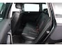 Volkswagen Passat Variant 1.8 TFSI Highline/ 16'' LMV/ Elek. Schuif-Kantel Dak/ LEER/ Stoelverw./ DYNAUDIO!/ RNS-510/ Groot Navi/ Clima/ Cruise/ Elek. pakket/ Isofix/ Radio-CD AUX/ LEDER. Stuur/ Mistl./ PDC/ Dakrails.