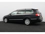 Volkswagen Passat Variant 1.8 TFSI Highline/ 16'' LMV/ Elek. Schuif-Kantel Dak/ LEER/ Stoelverw./ DYNAUDIO!/ RNS-510/ Groot Navi/ Clima/ Cruise/ Elek. pakket/ Isofix/ Radio-CD AUX/ LEDER. Stuur/ Mistl./ PDC/ Dakrails.