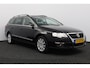 Volkswagen Passat Variant 1.8 TFSI Highline/ 16'' LMV/ Elek. Schuif-Kantel Dak/ LEER/ Stoelverw./ DYNAUDIO!/ RNS-510/ Groot Navi/ Clima/ Cruise/ Elek. pakket/ Isofix/ Radio-CD AUX/ LEDER. Stuur/ Mistl./ PDC/ Dakrails.