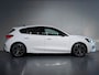Ford Focus 1.5 ST Line Business 182 /Clima/BOTS/NAVI/Keyless/PDC/LED/CarPlay/LaneAss