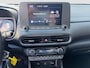 Hyundai Kona 1.6 GDI 141pk HEV Comfort | Camera | Carplay | Trekhaak | Cruise controle | Parkeersensoren | Navi by App | 16'' velgen