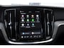 Volvo V60 T8 455PK Automaat Plug-in hybrid AWD Plus Dark Trekhaak / Head up display / / Trekhaak / Panoramadak / Keyless entry / Elektrische achterklep / Stoel - en stuurwielverwarming / BLIS / Adaptieve cruise control / Parkeersensoren met camera