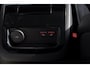 Volvo V60 T8 455PK Automaat Plug-in hybrid AWD Plus Dark Trekhaak / Head up display / / Trekhaak / Panoramadak / Keyless entry / Elektrische achterklep / Stoel - en stuurwielverwarming / BLIS / Adaptieve cruise control / Parkeersensoren met camera