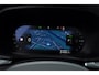 Volvo V60 T8 455PK Automaat Plug-in hybrid AWD Plus Dark Trekhaak / Head up display / / Trekhaak / Panoramadak / Keyless entry / Elektrische achterklep / Stoel - en stuurwielverwarming / BLIS / Adaptieve cruise control / Parkeersensoren met camera