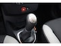 Renault Clio 1.2 Authentique/ 5-Drs/ Trekhaak/ Airco/ Cruise/ Elek. pakket/ Isofix/ Radio-CD AUX/ Multi. Stuur/ Mistl./ Dakspoiler.