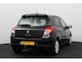 Renault Clio 1.2 Authentique/ 5-Drs/ Trekhaak/ Airco/ Cruise/ Elek. pakket/ Isofix/ Radio-CD AUX/ Multi. Stuur/ Mistl./ Dakspoiler.