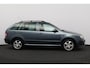 Skoda Fabia Combi 1.4-16V Spirit+/ 15''LMV/ Trekhaak!/ Airco/ Cruise/ C.V.Afstand/ Elek.pakket/ Metallic Lak/ Dakrails.