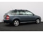 Skoda Fabia Combi 1.4-16V Spirit+/ 15''LMV/ Trekhaak!/ Airco/ Cruise/ C.V.Afstand/ Elek.pakket/ Metallic Lak/ Dakrails.