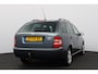 Skoda Fabia Combi 1.4-16V Spirit+/ 15''LMV/ Trekhaak!/ Airco/ Cruise/ C.V.Afstand/ Elek.pakket/ Metallic Lak/ Dakrails.