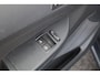 Skoda Fabia Combi 1.4-16V Spirit+/ 15''LMV/ Trekhaak!/ Airco/ Cruise/ C.V.Afstand/ Elek.pakket/ Metallic Lak/ Dakrails.