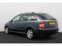 Skoda Fabia Combi 1.4-16V Spirit+/ 15''LMV/ Trekhaak!/ Airco/ Cruise/ C.V.Afstand/ Elek.pakket/ Metallic Lak/ Dakrails.