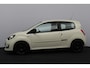 Renault Twingo 1.2 16V Dynamique/ D-Riem verv: 176.000 KM!/ Clima/ Cruise/ Elek. pakket/ Isofix/ Bluetooth/ Multi. LEDER. Stuur/ Mistl./ Dakspoiler.