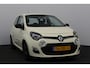 Renault Twingo 1.2 16V Dynamique/ D-Riem verv: 176.000 KM!/ Clima/ Cruise/ Elek. pakket/ Isofix/ Bluetooth/ Multi. LEDER. Stuur/ Mistl./ Dakspoiler.