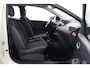 Renault Twingo 1.2 16V Dynamique/ D-Riem verv: 176.000 KM!/ Clima/ Cruise/ Elek. pakket/ Isofix/ Bluetooth/ Multi. LEDER. Stuur/ Mistl./ Dakspoiler.