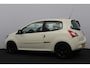 Renault Twingo 1.2 16V Dynamique/ D-Riem verv: 176.000 KM!/ Clima/ Cruise/ Elek. pakket/ Isofix/ Bluetooth/ Multi. LEDER. Stuur/ Mistl./ Dakspoiler.