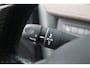 Peugeot 2008 1.6 VTi Féline/ Trekhaak/ Panorama-Dak/ Extra getint glas/ Half-Leder - Alcantara/ Navi/ Clima/ Cruise/ Bluetooth/ Multi. LEDER. Stuur/ Mistl./ PDC V+A/ LED Dagrijverl./ Dakrails.