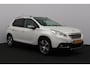 Peugeot 2008 1.6 VTi Féline/ Trekhaak/ Panorama-Dak/ Extra getint glas/ Half-Leder - Alcantara/ Navi/ Clima/ Cruise/ Bluetooth/ Multi. LEDER. Stuur/ Mistl./ PDC V+A/ LED Dagrijverl./ Dakrails.
