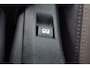 Peugeot 2008 1.6 VTi Féline/ Trekhaak/ Panorama-Dak/ Extra getint glas/ Half-Leder - Alcantara/ Navi/ Clima/ Cruise/ Bluetooth/ Multi. LEDER. Stuur/ Mistl./ PDC V+A/ LED Dagrijverl./ Dakrails.