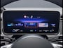 Mercedes-Benz EQE 300 Business Edition | Panoramadak | Plus Pakket | DISTRONIC Afstandsassistent | Apple CarPlay | Android Auto | Elektrisch Verstelbare Stoelen + Memory | Stoelverwarming | Sfeerverlichting | Parkeersensoren | Achteruitrijcamera
