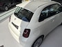 Fiat 500 Icon 42 kWh Airco - Apple carplay - Bluetooth - Cruise control - Keyless start - Navigatie - Licht metalen velgen 16 inch - Draadloze telefoonoplader - Elektrische ramen voor - Led verlichting - Stuur multifunctioneel - Stuur leder - Centrale vergrendeling met afstandsbediening