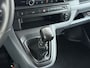 Peugeot Expert 2.0HDI 123PK Imperiaal 3-Persoons Trekhaak Airco Apple Carplay Android Auto Navi* Bluetooth Pdc Cruise Control Regen-Lichtsensor Schuifdeur Betonplex Vloer Wandbetimmering 2.500KG Trekgewicht 1e Eigenaar Originele Nederlandse Auto