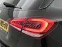 Mercedes-Benz A-klasse 180 AMG Line Amg Line Styling | Night Pakket | Sfeerverlichting | Ledkoplampen | Achteruitrijcamera Inclusief 24 maanden Mercedes-Benz Certified garantie voor Europa.