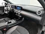 Mercedes-Benz A-klasse 180 AMG Line Amg Line Styling | Night Pakket | Sfeerverlichting | Ledkoplampen | Achteruitrijcamera Inclusief 24 maanden Mercedes-Benz Certified garantie voor Europa.