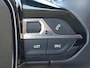 Peugeot 2008 1.2T 100pk Allure Pack | Climate control | Navigatie | Lm velgen | Camera | Apple / Android | All season banden