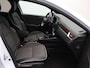 Renault Clio E-Tech Hybrid 140pk Intens | Trekhaak | 17" velgen | Stoel- en stuurverwarming | Achteruitrijcamera |