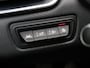 Renault Clio E-Tech Hybrid 140pk Intens | Trekhaak | 17" velgen | Stoel- en stuurverwarming | Achteruitrijcamera |