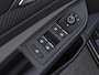 Volkswagen Golf 1.5eTSI/150PK R-Line · Apple/Android Car Play · 17'' Velgen · Rijprofielkeuze · LED