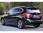 BMW 2-Serie Active Tourer 218i Sport Sportline | Navi | LED | Clima | Afn trekhaak | PDC | Stoelverwarming | Stoelverwarming | Etc.